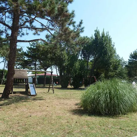 Prázdninový dům Locazione Turistica Camping Village